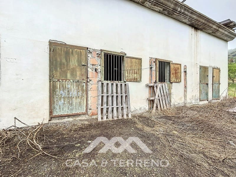 Erhverv til salg i Arenas - € 372.000 (Ref: 8992639)