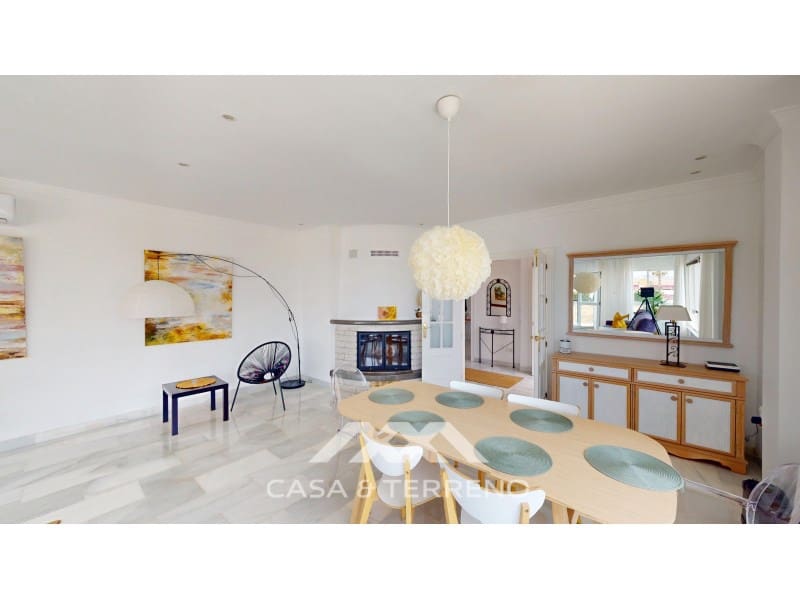 3 slaapkamer Villa te koop in Caleta de Velez met zwembad garage - € 955.000 (Ref: 8994306)