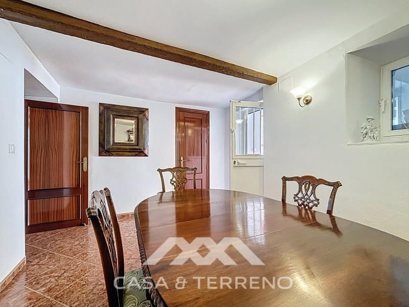 5 soveværelse Semi-Rækkehus til salg i Periana med garage - € 199.000 (Ref: 9007234)