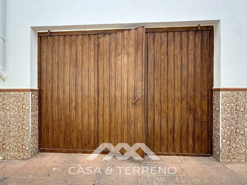 5 soveværelse Semi-Rækkehus til salg i Periana med garage - € 199.000 (Ref: 9007234)