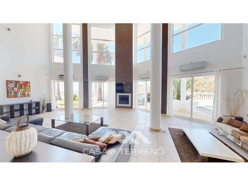 7 soveværelse Villa til salg i Algarrobo med swimmingpool - € 985.000 (Ref: 9007235)