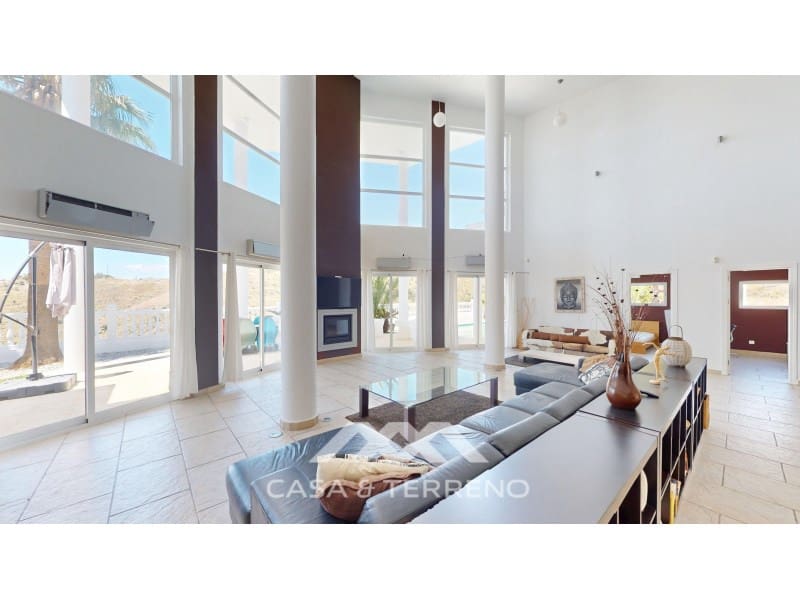 7 soveværelse Villa til salg i Algarrobo med swimmingpool - € 985.000 (Ref: 9007235)