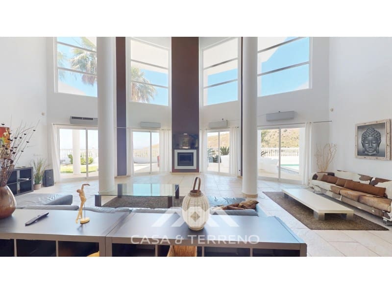 7 soveværelse Villa til salg i Algarrobo med swimmingpool - € 985.000 (Ref: 9007235)