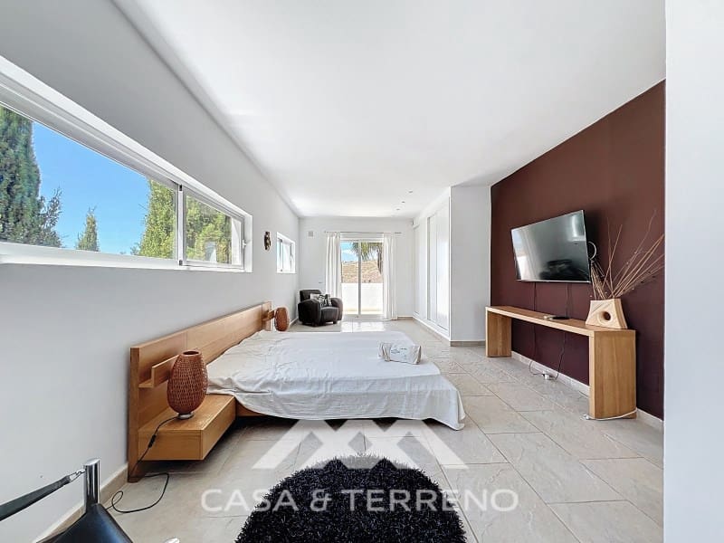 7 soveværelse Villa til salg i Algarrobo med swimmingpool - € 985.000 (Ref: 9007235)