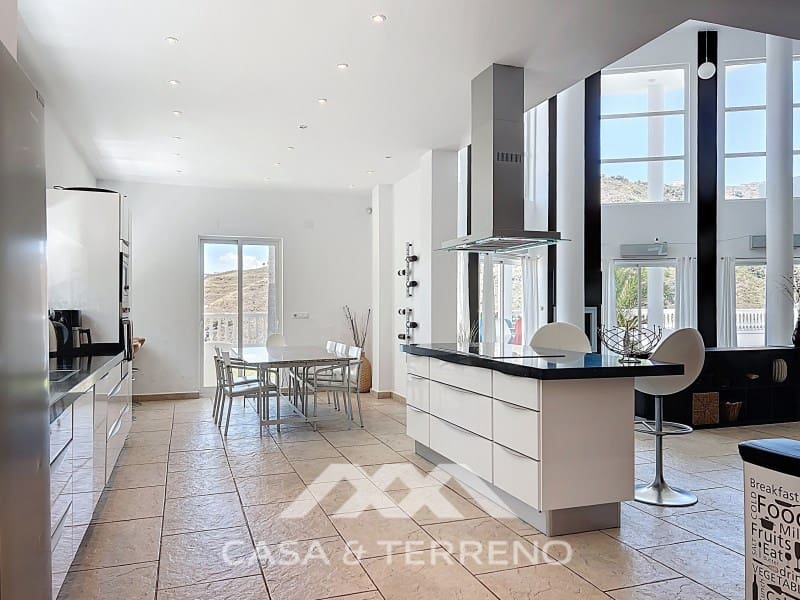 7 soveværelse Villa til salg i Algarrobo med swimmingpool - € 985.000 (Ref: 9007235)