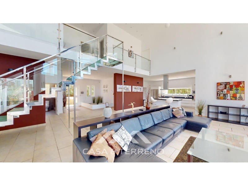 7 soveværelse Villa til salg i Algarrobo med swimmingpool - € 985.000 (Ref: 9007235)