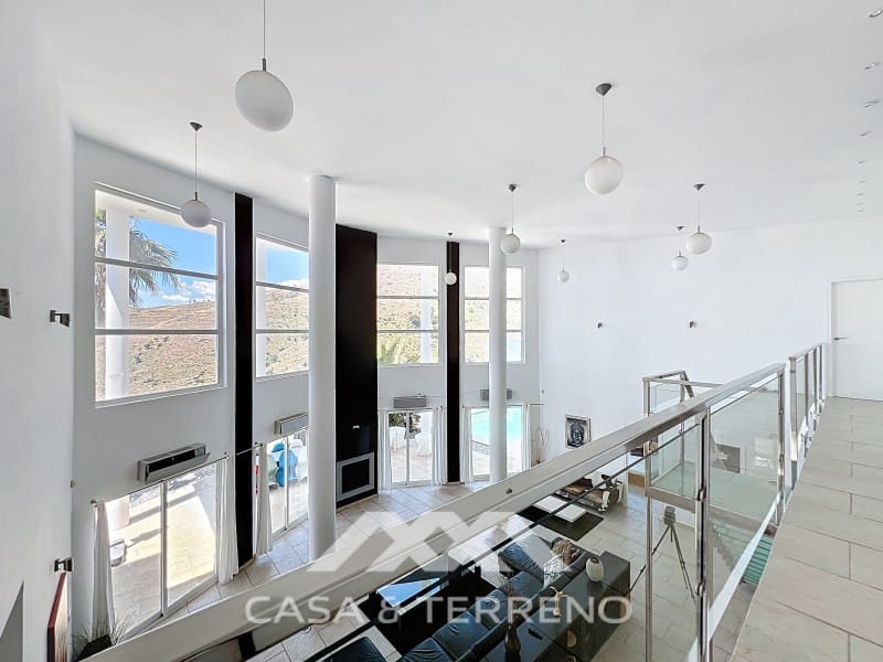 7 soveværelse Villa til salg i Algarrobo med swimmingpool - € 985.000 (Ref: 9007235)