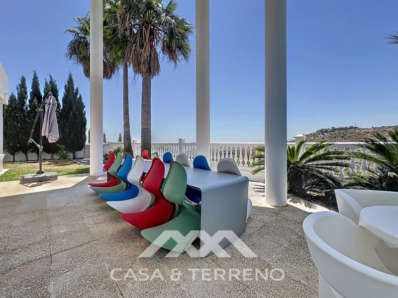 7 soveværelse Villa til salg i Algarrobo med swimmingpool - € 985.000 (Ref: 9007235)