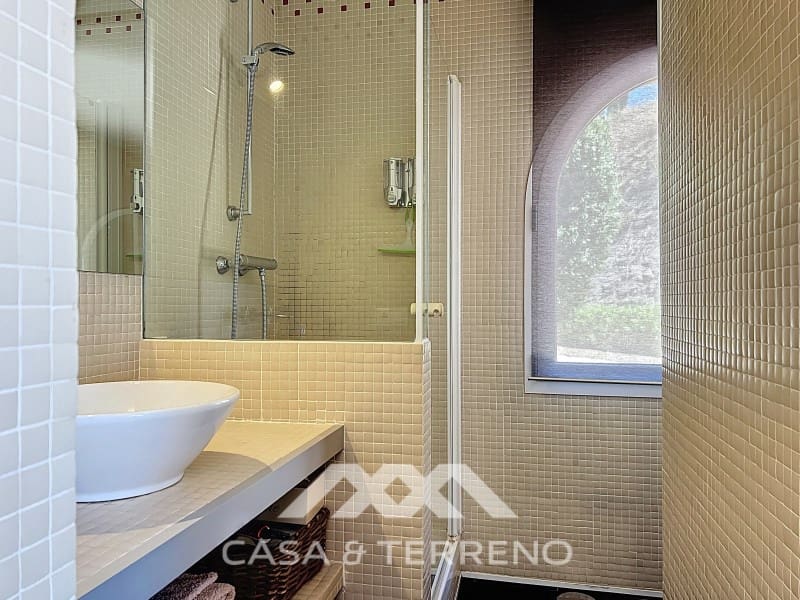 6 soveværelse Villa til salg i Algarrobo med swimmingpool garage - € 1.248.000 (Ref: 9007236)