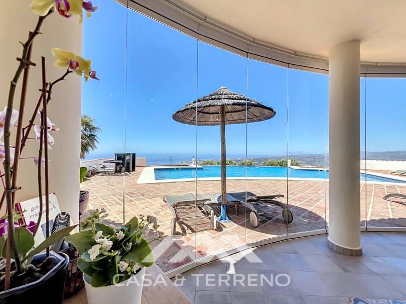 6 soveværelse Villa til salg i Algarrobo med swimmingpool garage - € 1.248.000 (Ref: 9007236)