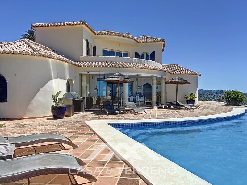 6 soveværelse Villa til salg i Algarrobo med swimmingpool garage - € 1.248.000 (Ref: 9007236)