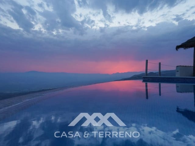 6 bedroom Guesthouse/B & B for sale in Algarrobo with pool garage - € 1,248,000 (Ref: 9007237)