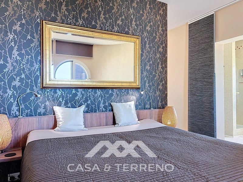 6 slaapkamer Gastenverblijf/B&B te koop in Algarrobo met zwembad garage - € 1.248.000 (Ref: 9007237)