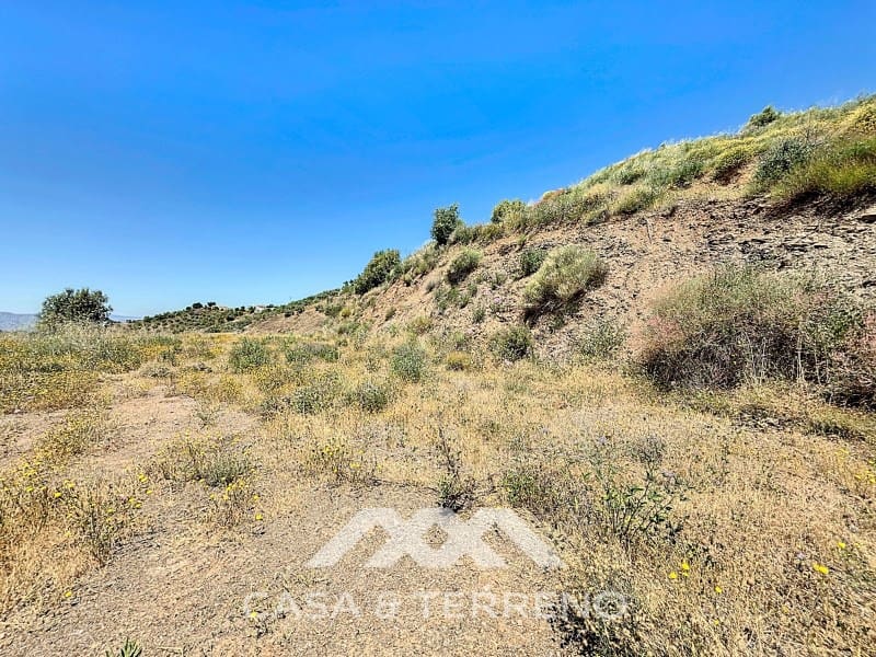 Grunde uden byggetilladelser til salg i Canillas de Albaida - € 106.000 (Ref: 9007238)