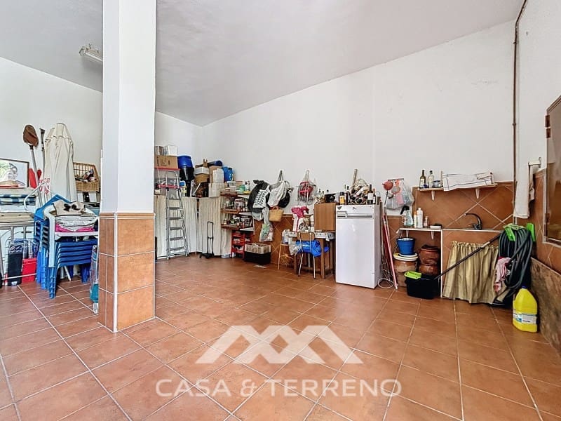 5 sypialnia Willa na sprzedaż w Vinuela z basenem garażem - 360 000 € (Ref: 9008612)