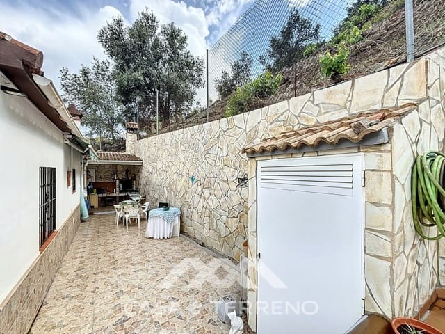 5 chambre Villa/Maison à vendre à Vinuela avec piscine garage - 360 000 € (Ref: 9008612)