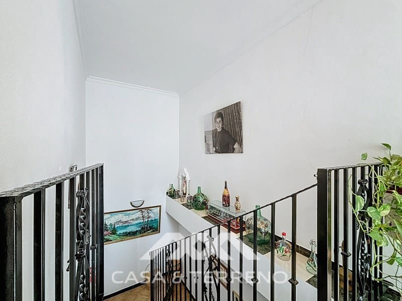 5 sypialnia Willa na sprzedaż w Vinuela z basenem garażem - 360 000 € (Ref: 9008612)