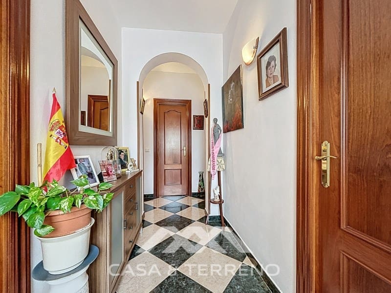 5 sypialnia Willa na sprzedaż w Vinuela z basenem garażem - 360 000 € (Ref: 9008612)