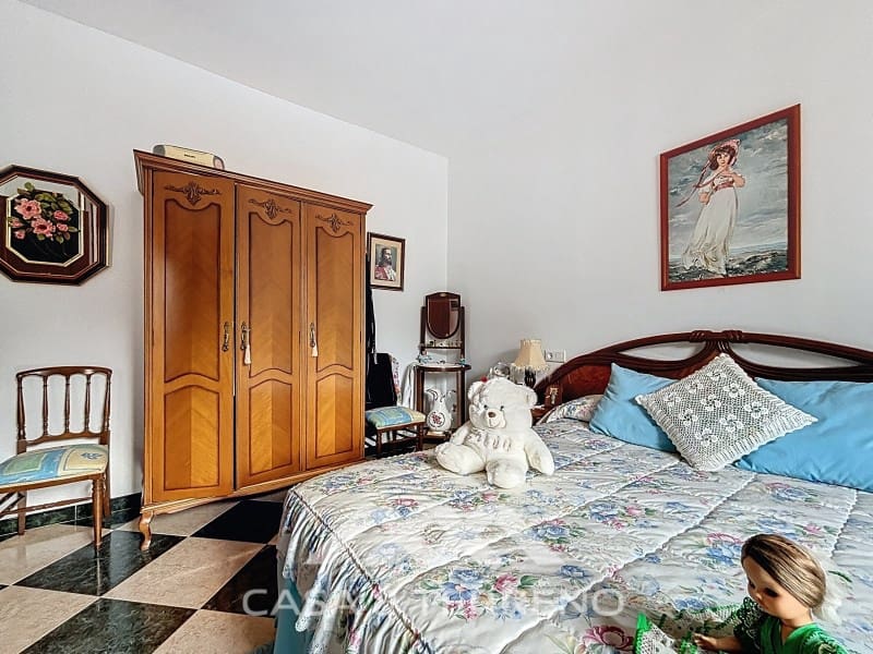 5 sypialnia Willa na sprzedaż w Vinuela z basenem garażem - 360 000 € (Ref: 9008612)