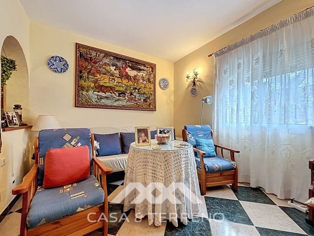 5 slaapkamer Villa te koop in Viñuela met zwembad garage - € 360.000 (Ref: 9008612)