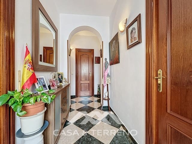 5 chambre Villa/Maison à vendre à Vinuela avec piscine garage - 360 000 € (Ref: 9008612)