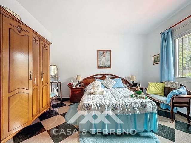 5 chambre Villa/Maison à vendre à Vinuela avec piscine garage - 360 000 € (Ref: 9008612)