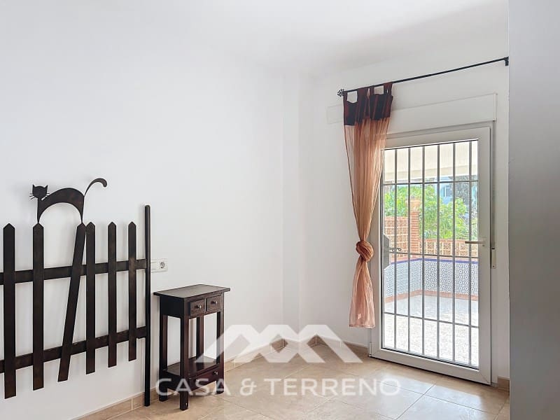 5 chambre Villa/Maison à vendre à Caleta de Velez avec piscine garage - 585 000 € (Ref: 9036999)