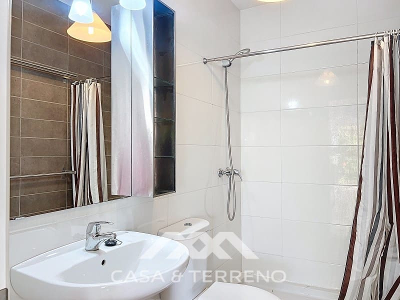 5 chambre Villa/Maison à vendre à Caleta de Velez avec piscine garage - 585 000 € (Ref: 9036999)