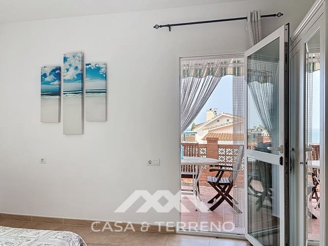 5 chambre Villa/Maison à vendre à Caleta de Vélez, Vélez-Málaga avec piscine garage - 585 000 € (Ref: 9036999)