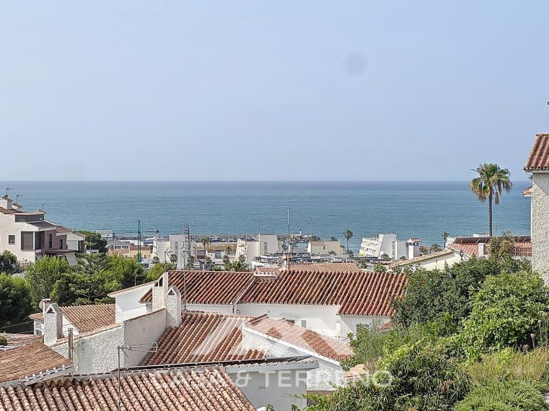 5 chambre Villa/Maison à vendre à Caleta de Velez avec piscine garage - 585 000 € (Ref: 9036999)
