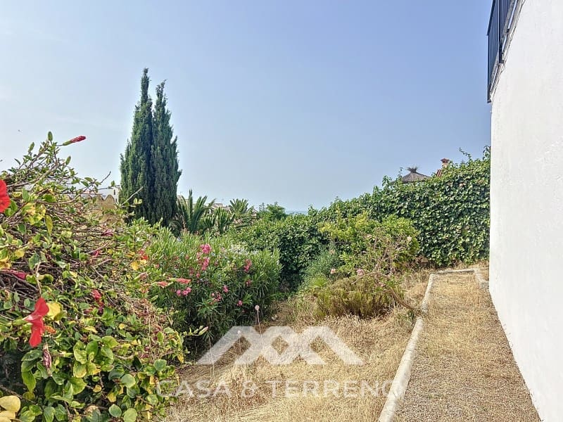 5 chambre Villa/Maison à vendre à Caleta de Velez avec piscine garage - 585 000 € (Ref: 9036999)