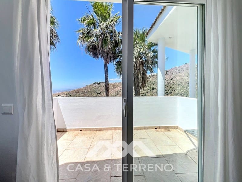 7 soveværelse Guesthouse/B & B til salg i Algarrobo med swimmingpool - € 985.000 (Ref: 9038278)