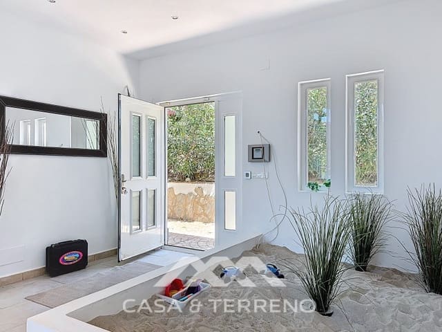 7 bedroom Guesthouse/B & B for sale in Algarrobo with pool - € 985,000 (Ref: 9038278)