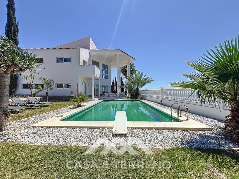 7 soveværelse Guesthouse/B & B til salg i Algarrobo med swimmingpool - € 985.000 (Ref: 9038278)