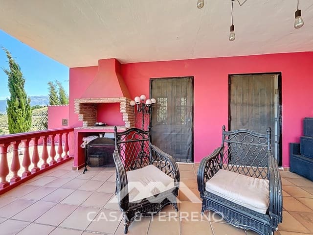 3 soveværelse Villa til salg i Viñuela med swimmingpool - € 349.000 (Ref: 9057916)