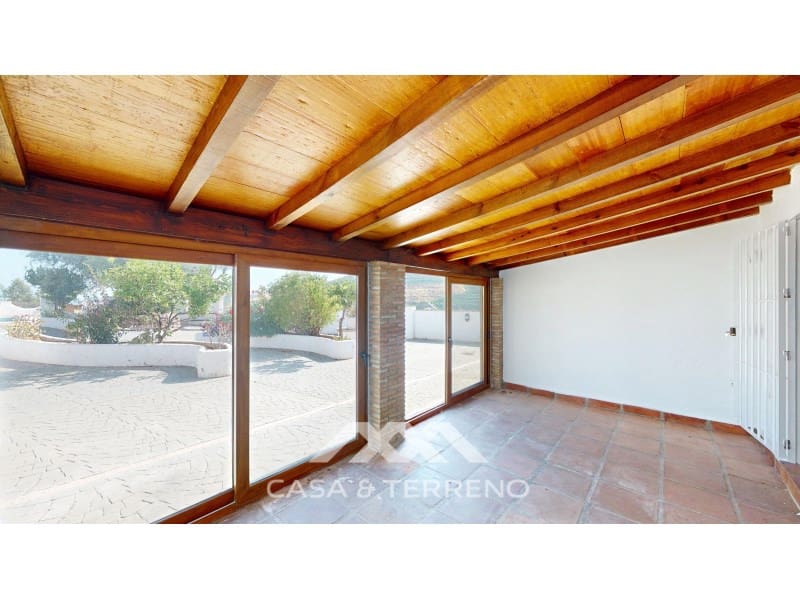 3 soveværelse Villa til salg i Vinuela med swimmingpool - € 497.000 (Ref: 9059820)