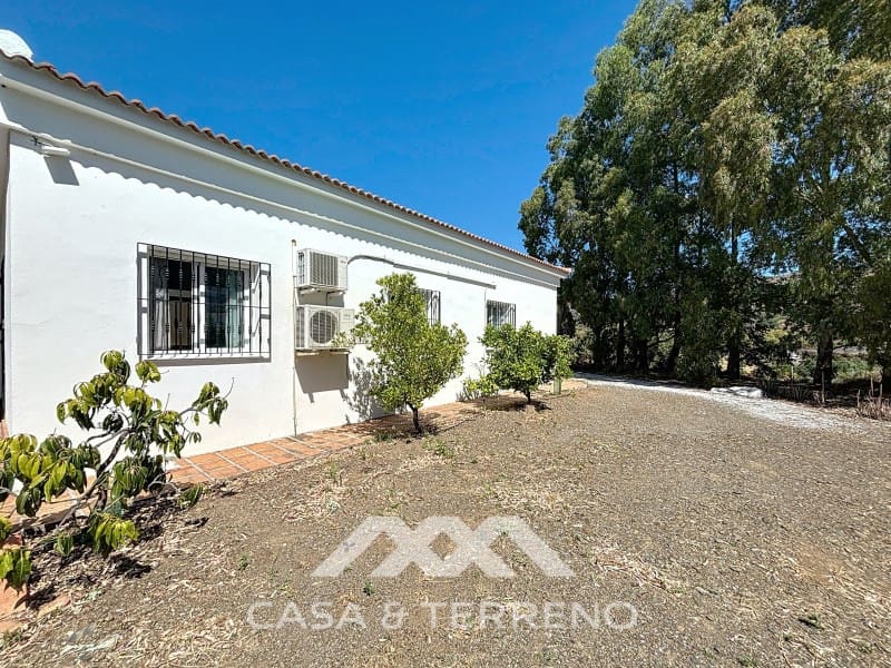 3 soverom Finca/Herregård til salgs i Almayate - € 799 000 (Ref: 9126923)