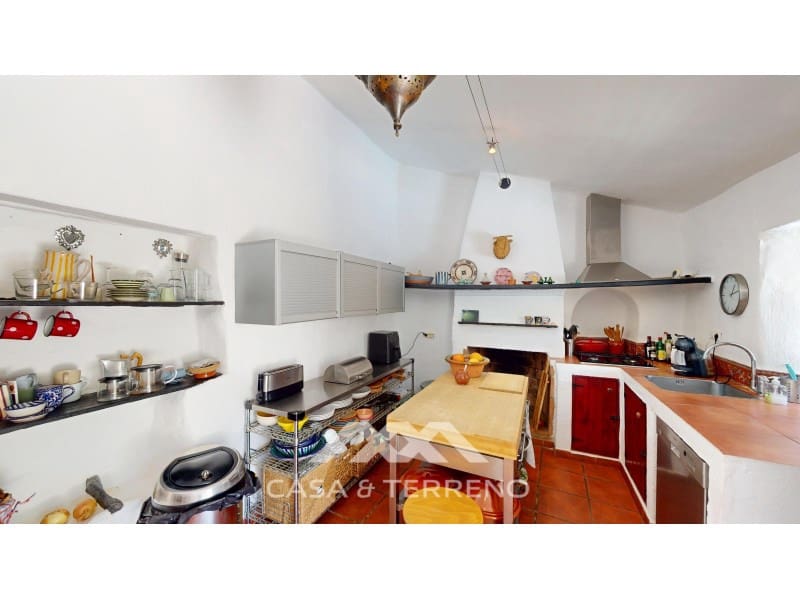 5 sovrum Villa till salu i Arenas med pool - 795 000 € (Ref: 9132004)