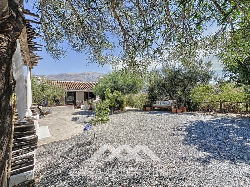 5 sovrum Villa till salu i Arenas med pool - 795 000 € (Ref: 9132004)