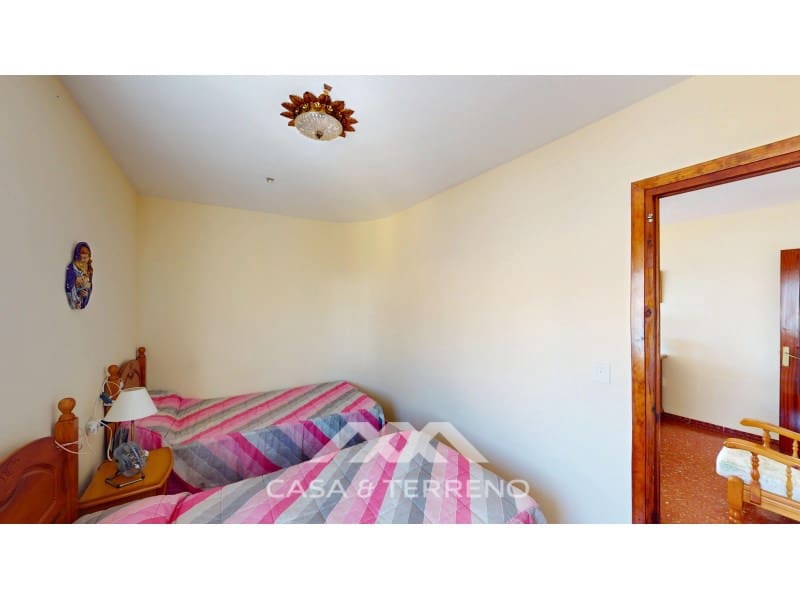 3 bedroom Flat for sale in Torre del Mar - € 550,000 (Ref: 9136327)