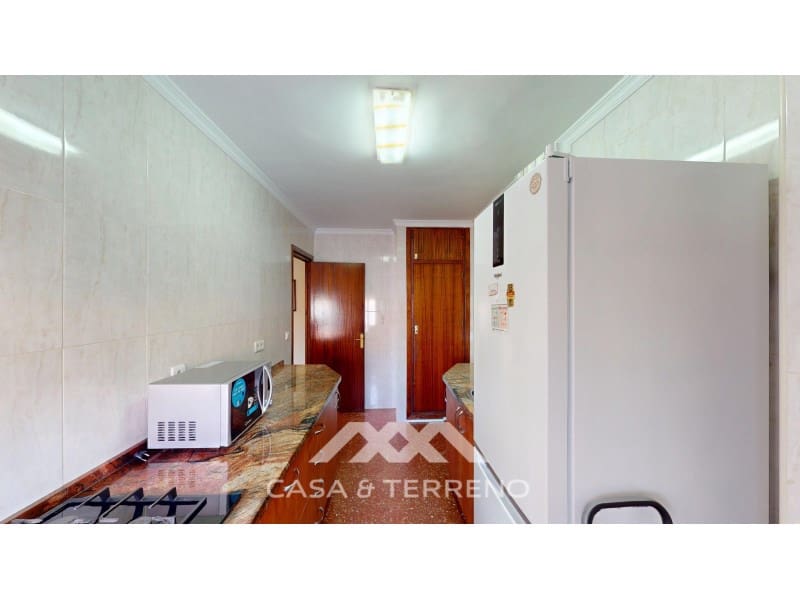 3 bedroom Flat for sale in Torre del Mar - € 550,000 (Ref: 9136327)