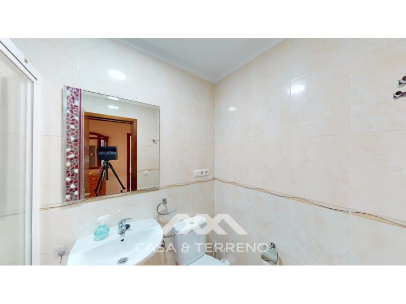 3 bedroom Flat for sale in Torre del Mar - € 550,000 (Ref: 9136327)