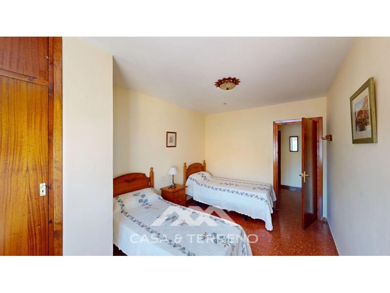 3 bedroom Flat for sale in Torre del Mar - € 550,000 (Ref: 9136327)