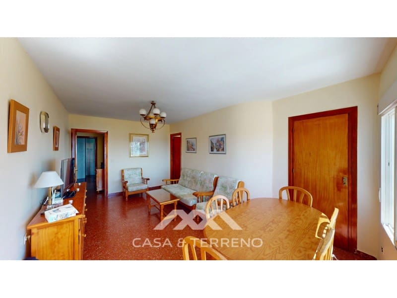 3 bedroom Flat for sale in Torre del Mar - € 550,000 (Ref: 9136327)