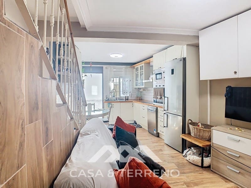 2 bedroom Apartment for sale in Canillas de Aceituno - € 128,000 (Ref: 9137292)