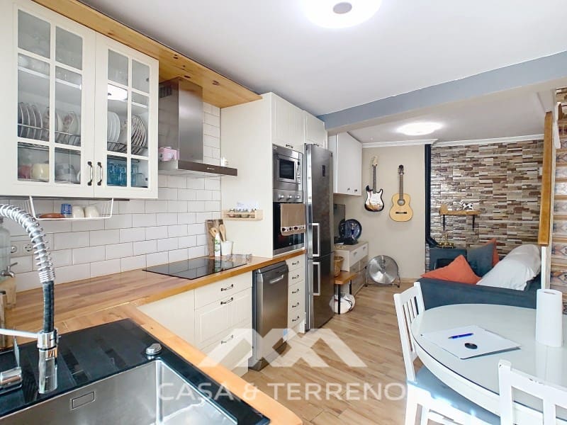 2 bedroom Apartment for sale in Canillas de Aceituno - € 128,000 (Ref: 9137292)