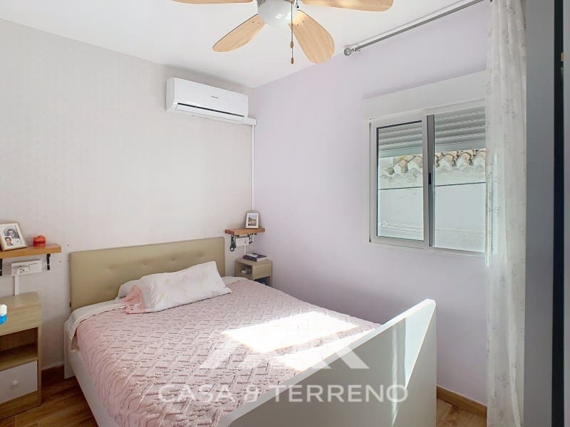 2 bedroom Apartment for sale in Canillas de Aceituno - € 128,000 (Ref: 9137292)