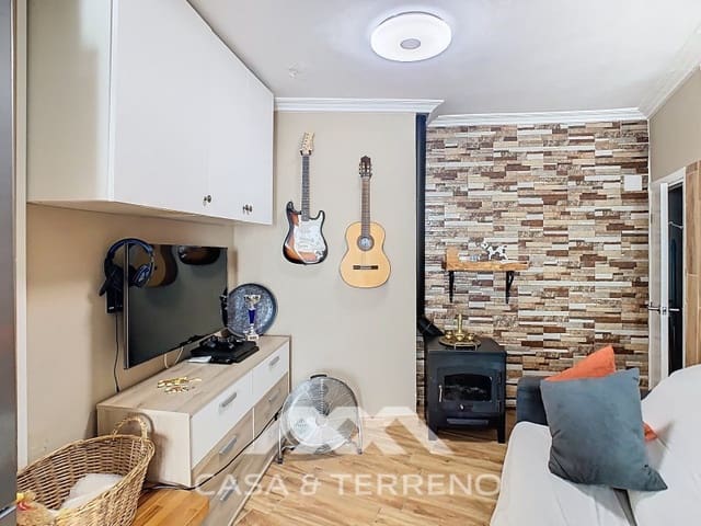 2 bedroom Apartment for sale in Canillas de Aceituno - € 128,000 (Ref: 9137292)