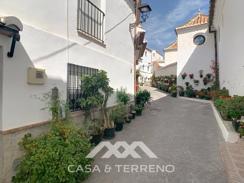 2 bedroom Apartment for sale in Canillas de Aceituno - € 128,000 (Ref: 9137292)