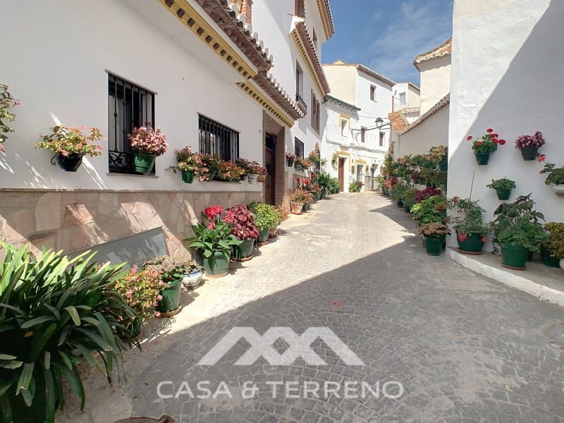 2 bedroom Apartment for sale in Canillas de Aceituno - € 128,000 (Ref: 9137292)